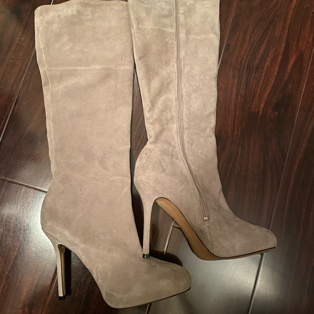 Sam Edelman long boots suede cream color size 9M